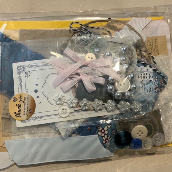 SLOW STITCHING KIT, JUNK JOURNAL, SCRAPBOOKING SUPPLIES & SNIPPET, OVER …8 - Picture 5 of 5